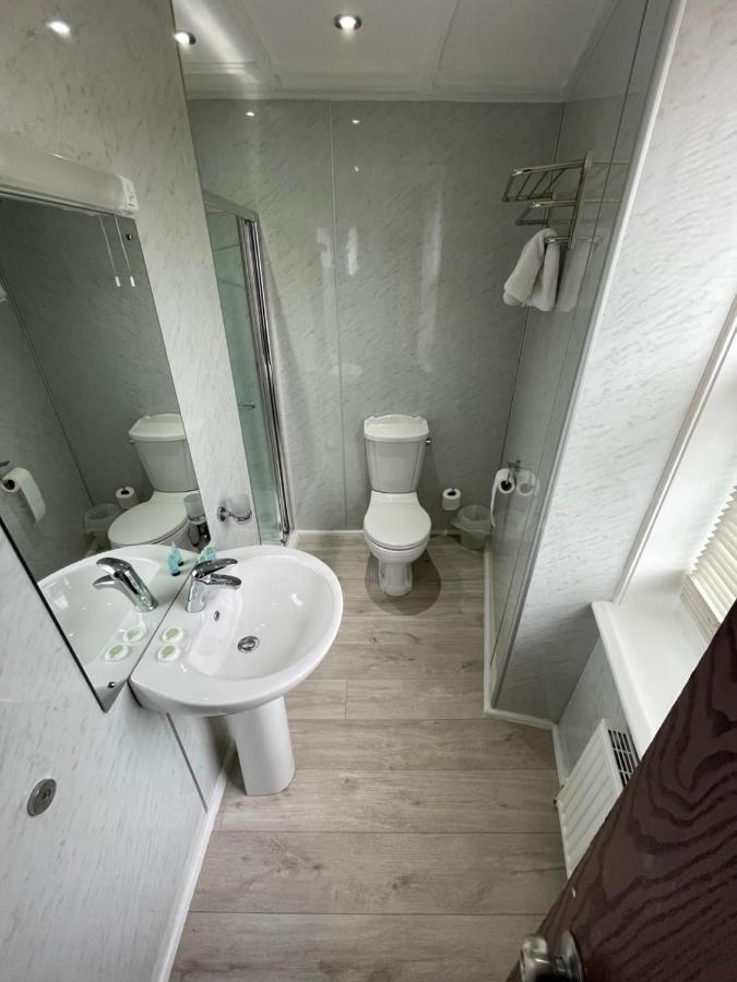 The George Hotel Whitby Esterno foto