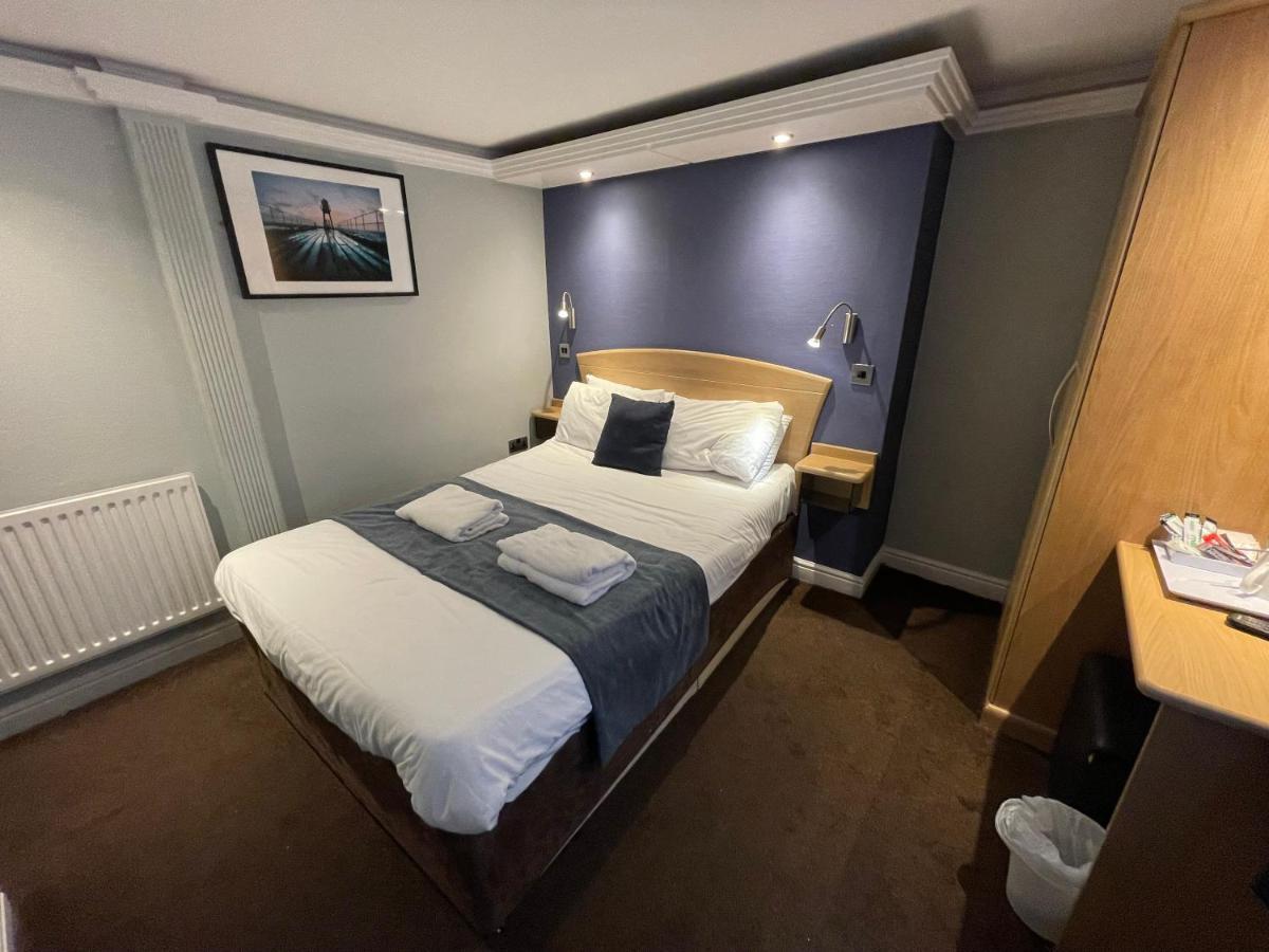 The George Hotel Whitby Esterno foto