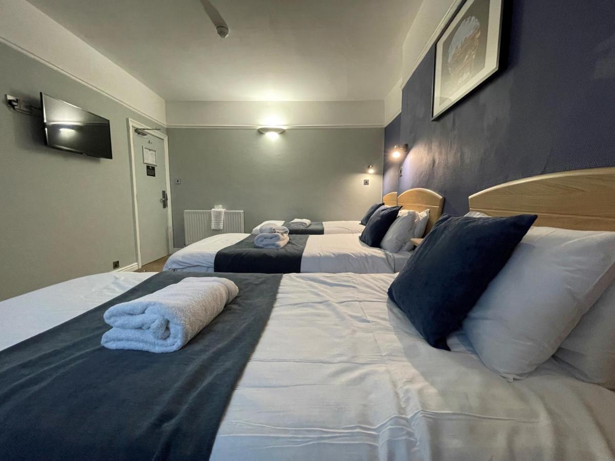 The George Hotel Whitby Esterno foto